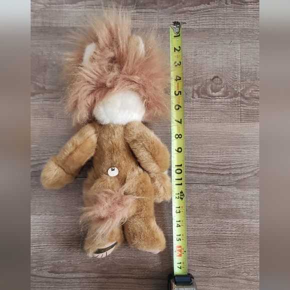 Boyds Bears - teddy bear in lion costume, wind up and plays music - Picture 7 of 7